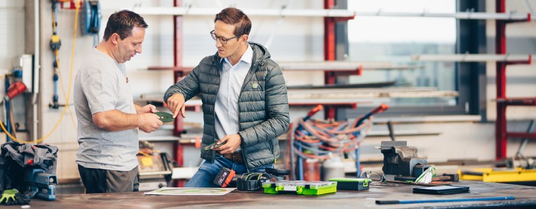 Außendienstmitarbeiter beim Kunden